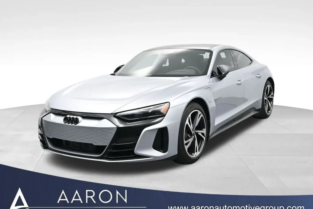2024 Audi e-tron GT Premium Plus photo 1