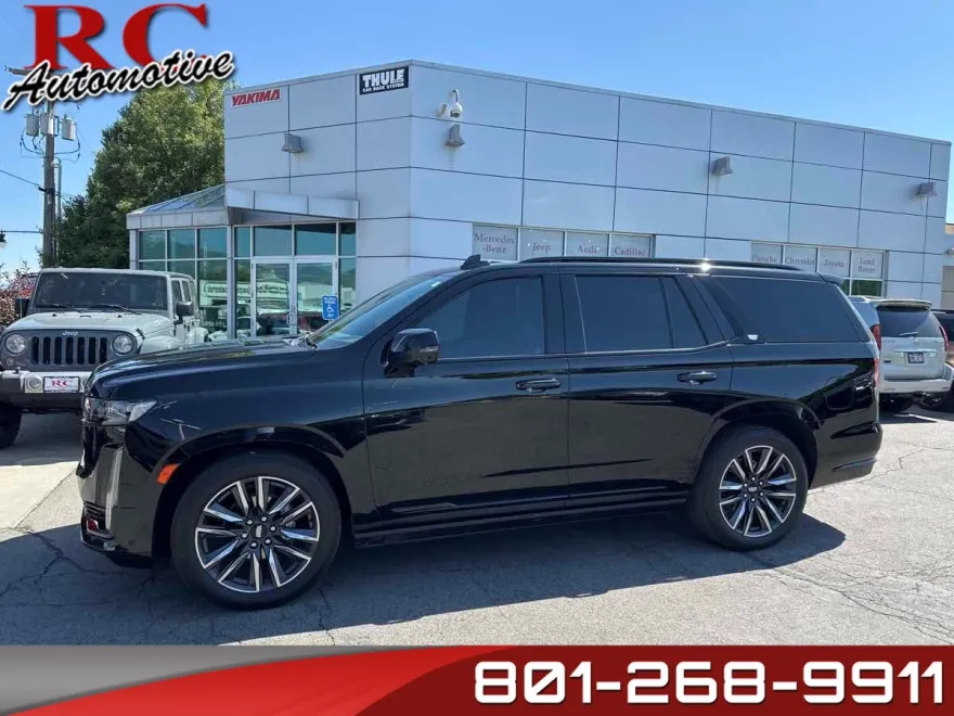 2022 Cadillac Escalade Sport photo 1