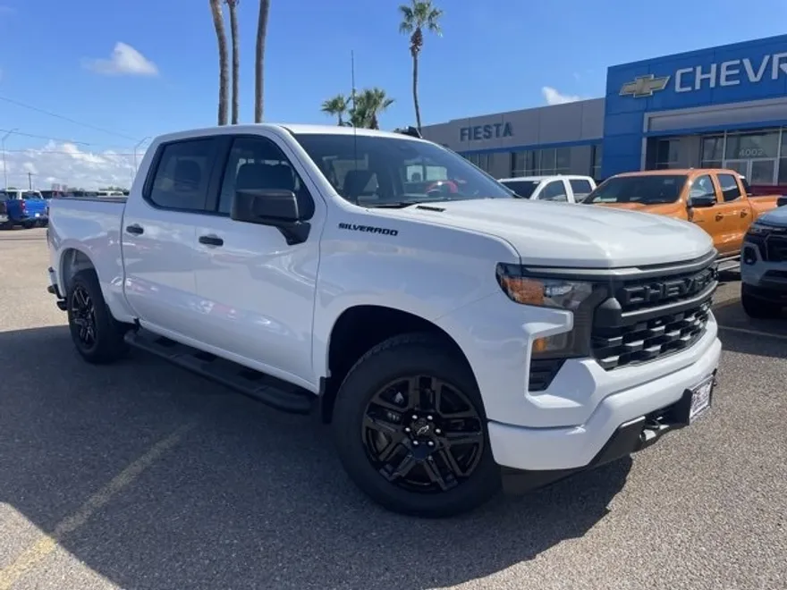 2026 Chevrolet Silverado 1500 Custom photo 1