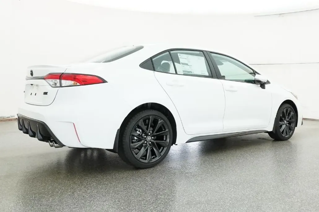 2026 Toyota Corolla SE photo 1