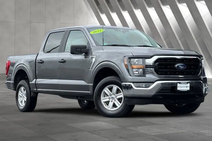 2023 Ford F-150 XLT photo 1
