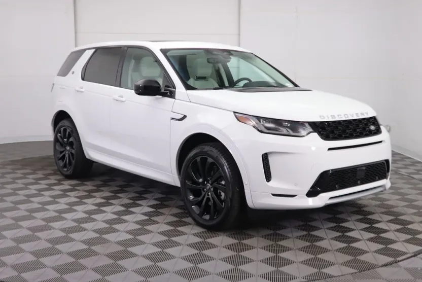 2024 Land Rover Discovery Sport S photo 1