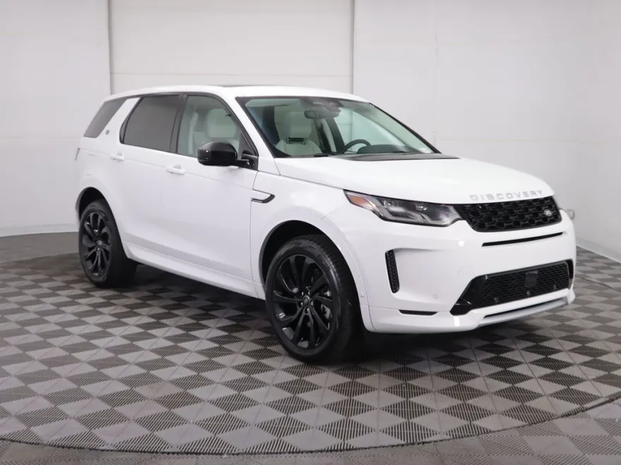2024 Land Rover Discovery Sport S photo 1