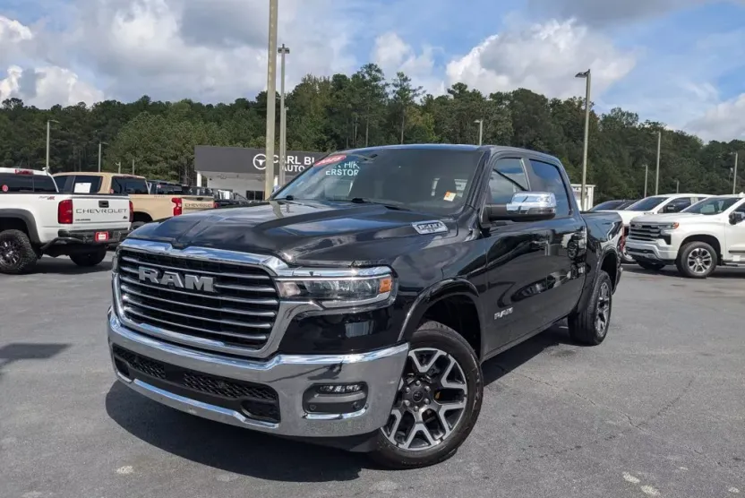 2025 Ram 1500 Laramie photo 1