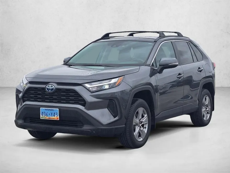 2022 Toyota RAV4 Hybrid XLE photo 1