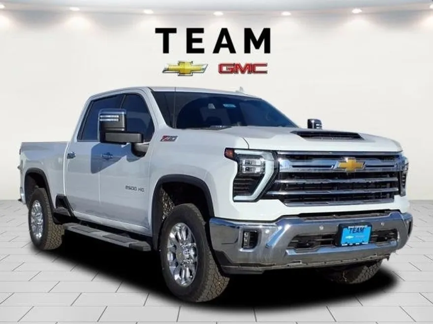 2024 Chevrolet Silverado 2500HD LTZ photo 1