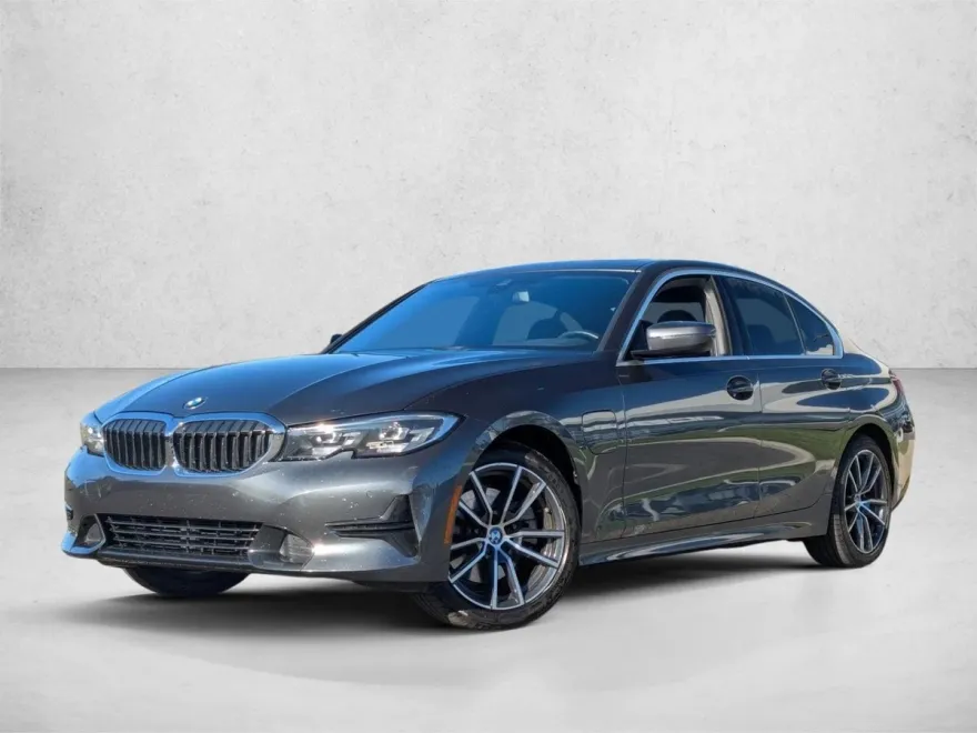 2021 Bmw 330e Sedan photo 1