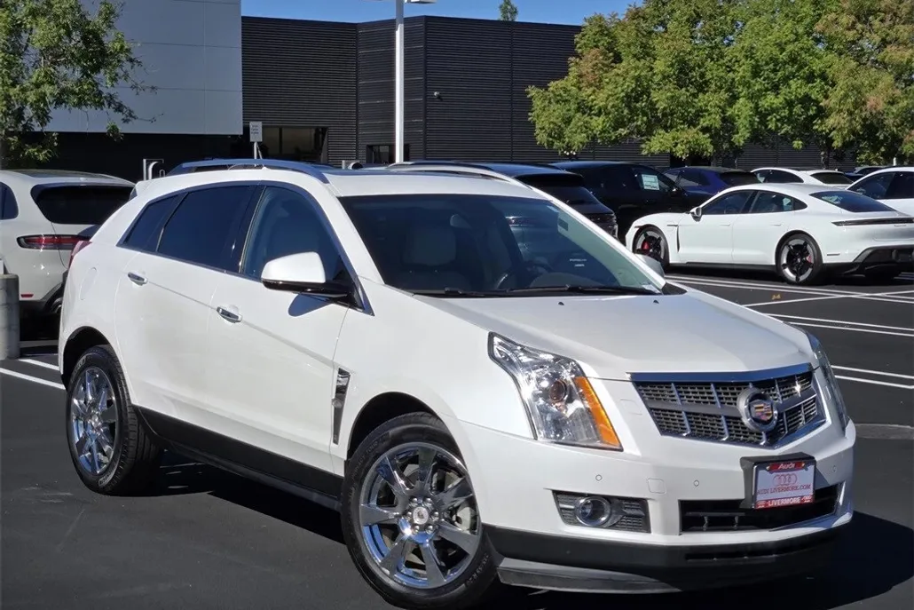 2011 Cadillac SRX Premium photo 1