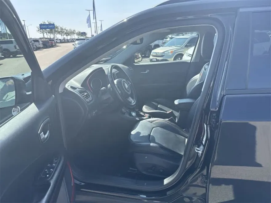 2021 Jeep Compass Trailhawk photo 1