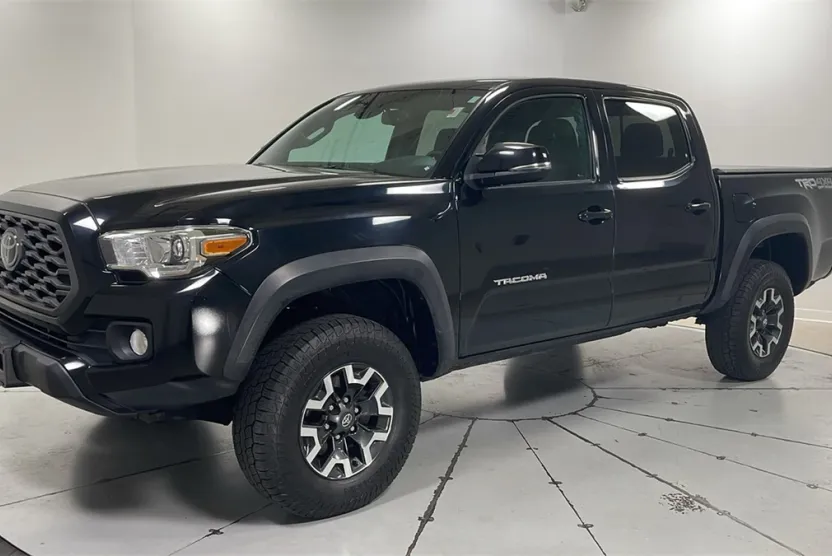 2022 Toyota Tacoma TRD Off-Road photo 1