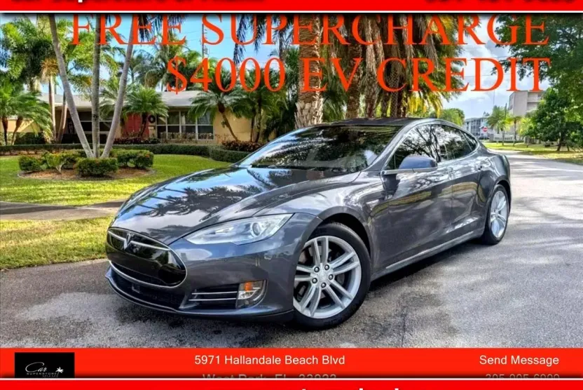 2015 Tesla Model S 90D photo 1