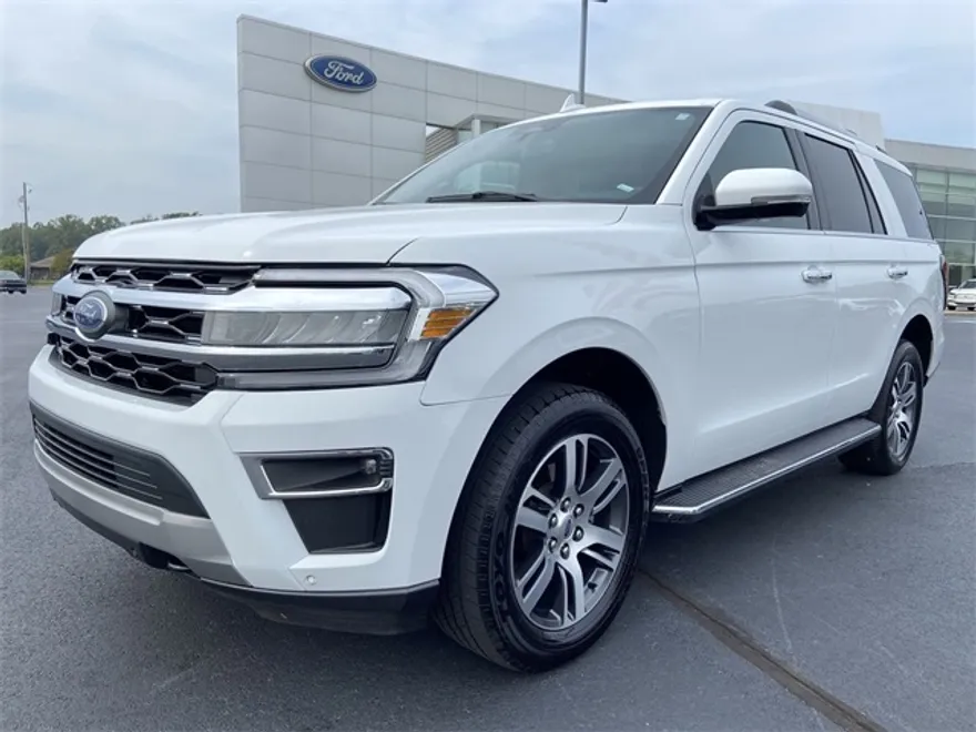 2023 Ford Expedition Limited photo 1