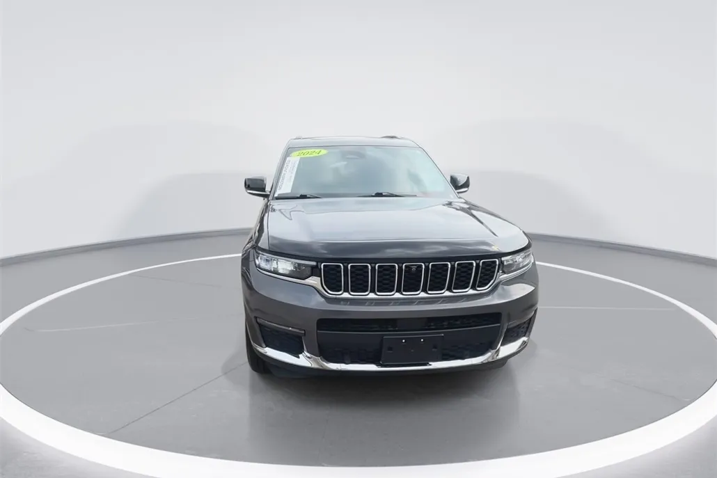 2024 Jeep Grand Cherokee Limited photo 1