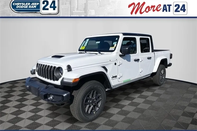 2025 Jeep Gladiator Sport S photo 1