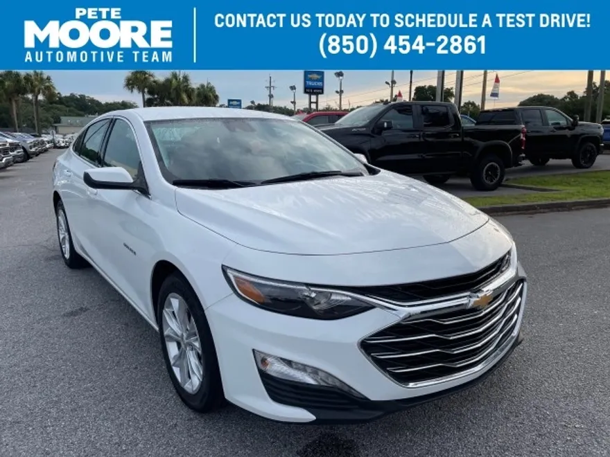 2024 Chevrolet Malibu 1LT photo 1