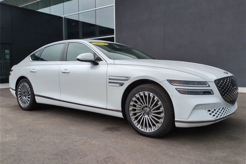 2023 Genesis Electrified G80 photo 1
