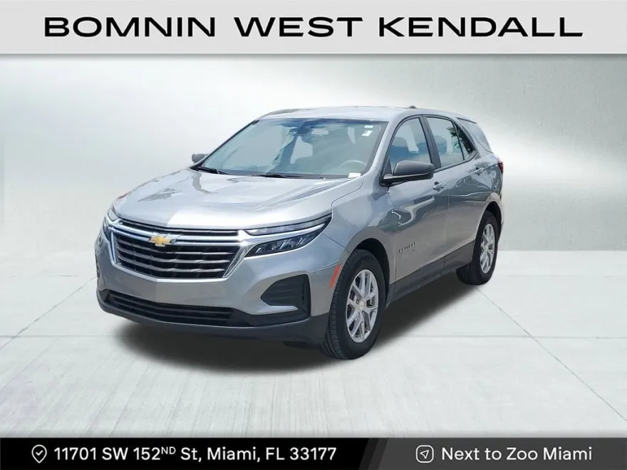 2023 Chevrolet Equinox LS photo 1