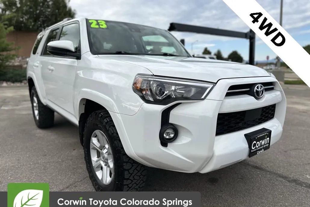 2023 Toyota 4Runner SR5 photo 1