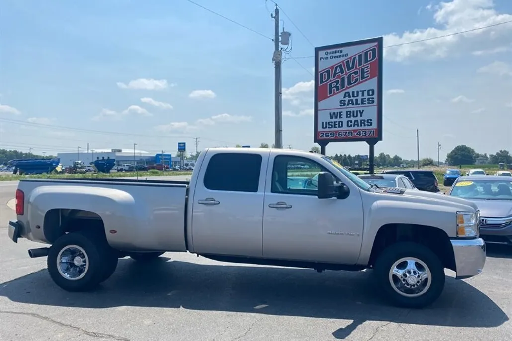2008 Chevrolet Silverado 3500HD Work Truck LTZ photo 1