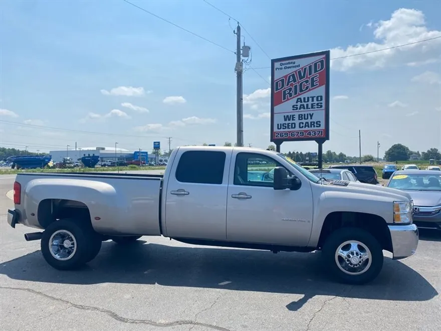 2008 Chevrolet Silverado 3500HD Work Truck LTZ photo 1