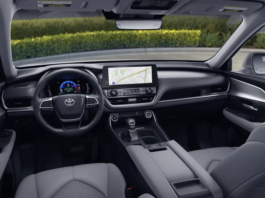 2026 Toyota Grand Highlander XLE photo 1