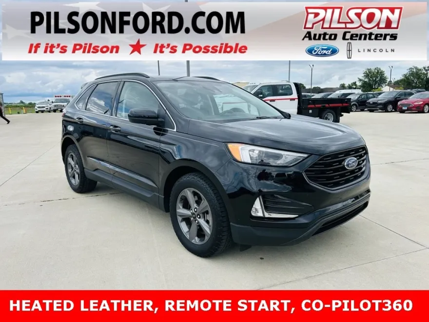 2022 Ford Edge SEL photo 1
