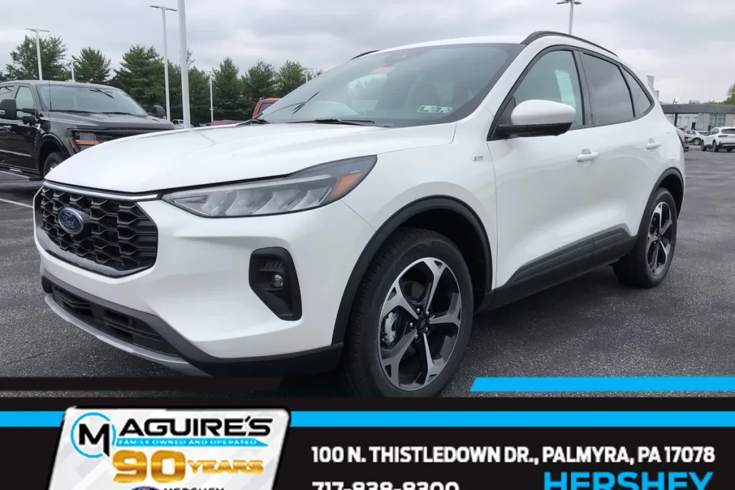 2025 Ford Escape ST-Line Select photo 1