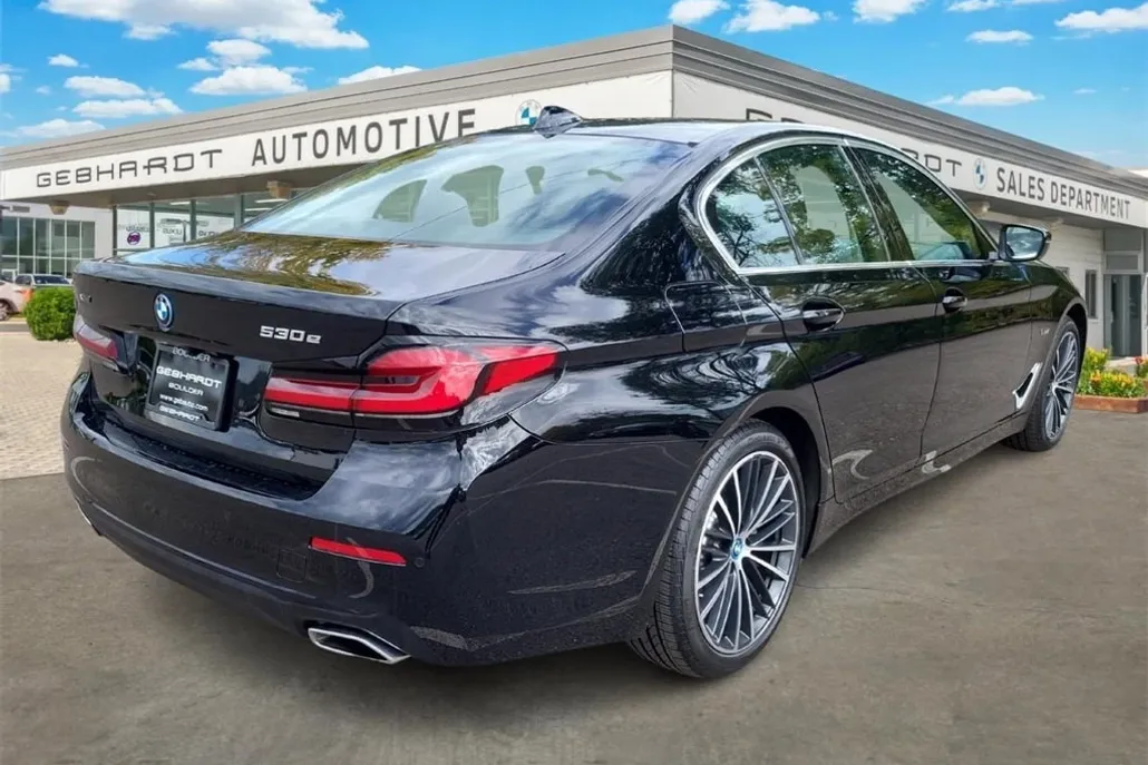 2022 Bmw 530e 530xe photo 1