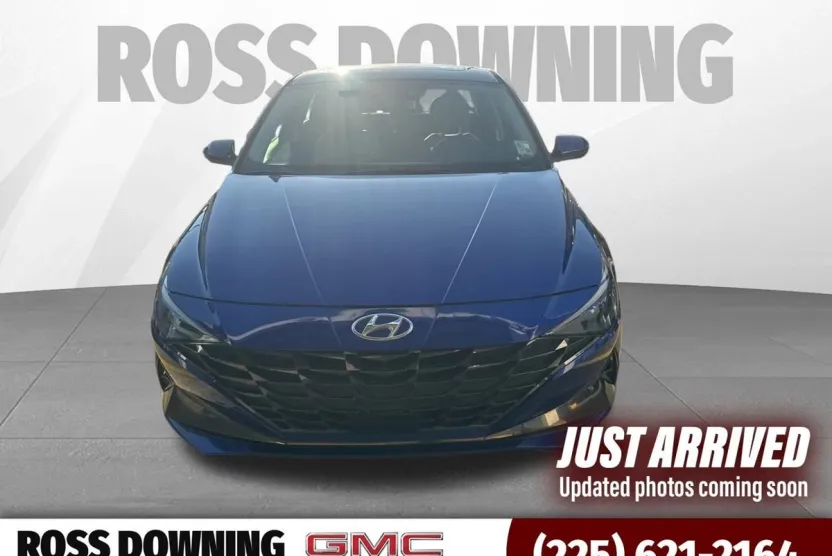 2023 Hyundai Elantra Hybrid Limited photo 1