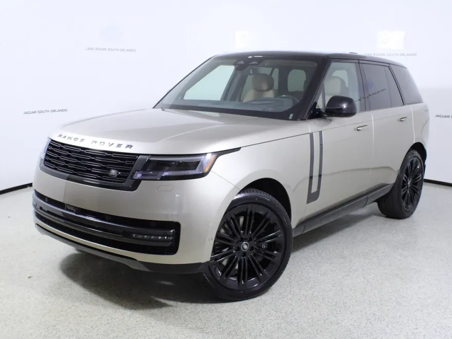 2025 Land Rover Range Rover SE photo 1