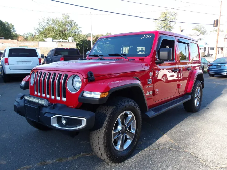 2021 Jeep Wrangler Unlimited Sahara photo 1