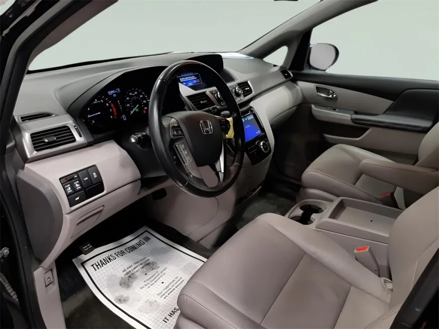 2016 Honda Odyssey EX-L photo 1