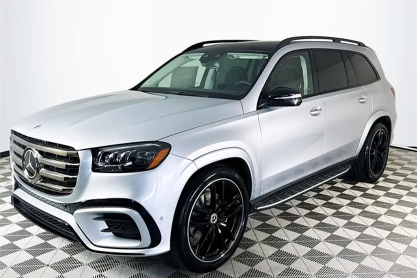 2026 Mercedes Benz GLS 450 4MATIC photo 1