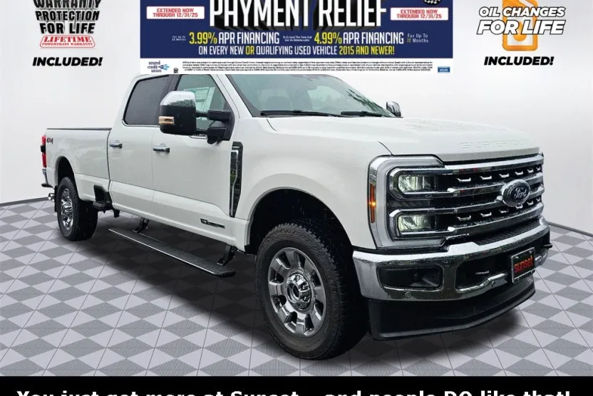 2025 Ford F-350 Lariat photo 1
