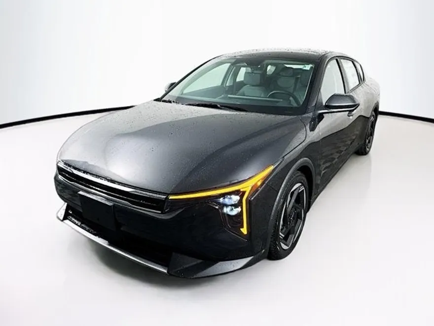 2025 Kia K4 EX photo 1
