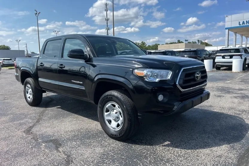 2023 Toyota Tacoma SR5 photo 1
