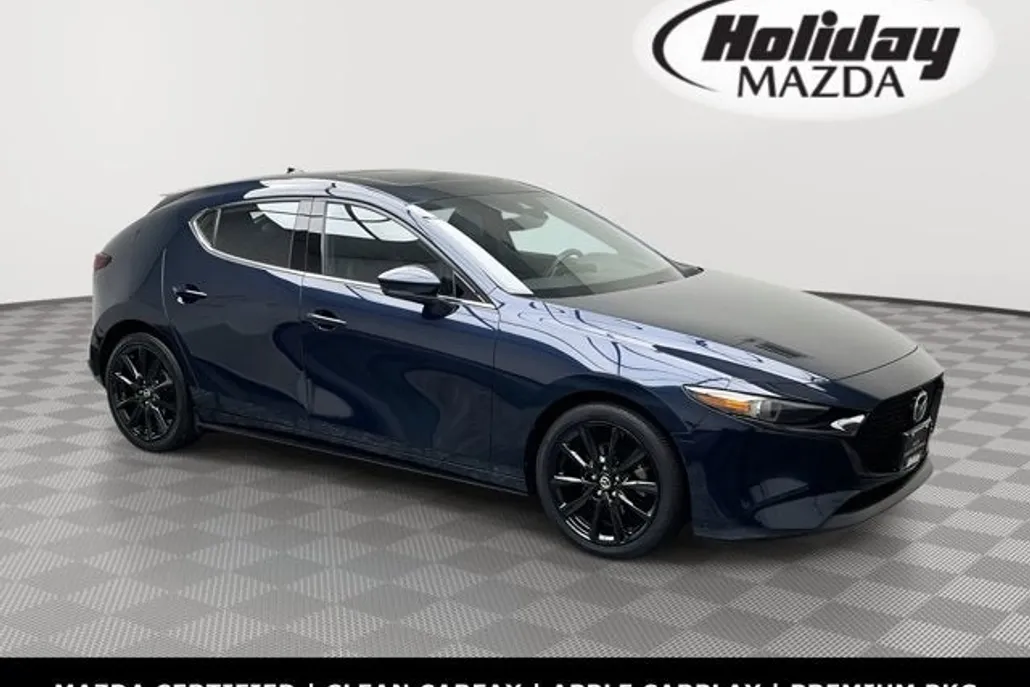 2020 Mazda Mazda3 Hatchback Premium photo 1