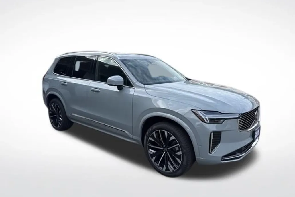2026 Volvo XC90 photo 1
