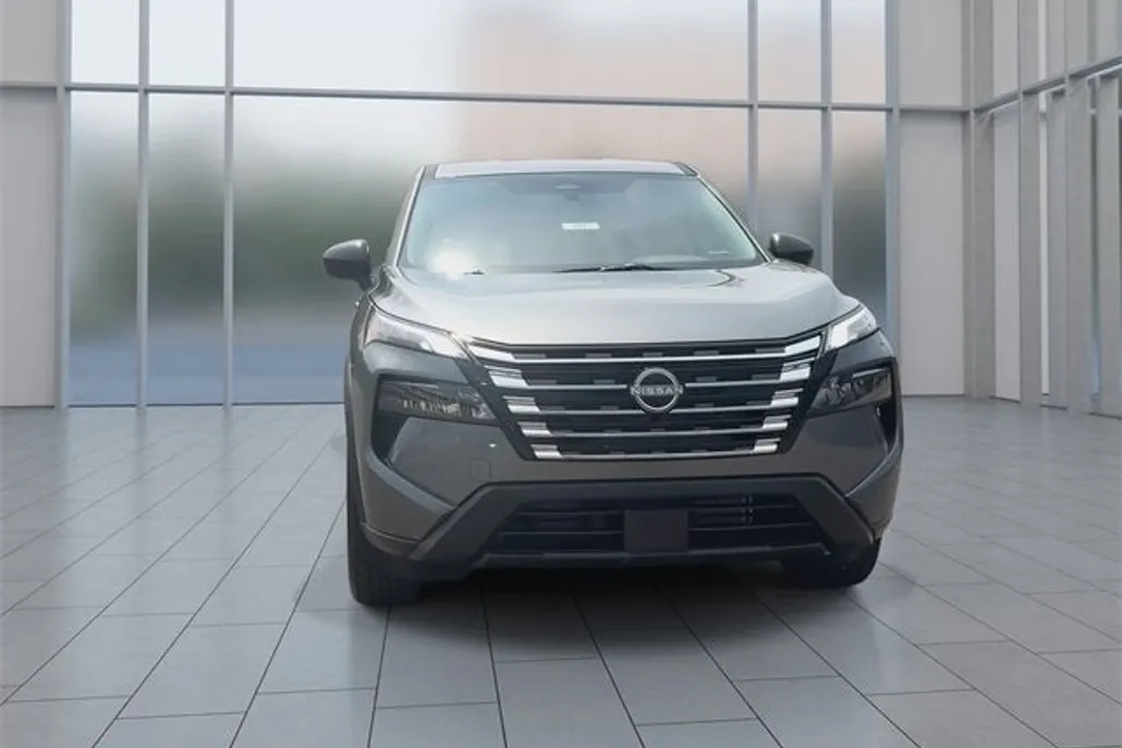 2025 Nissan Rogue S photo 1