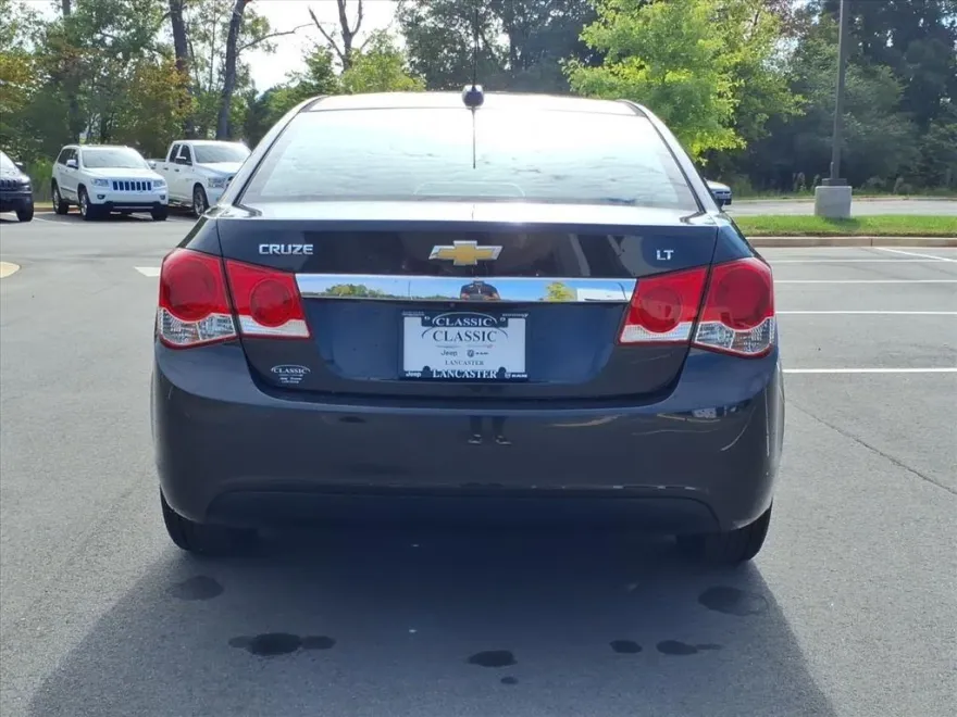 2015 Chevrolet Cruze LT photo 1