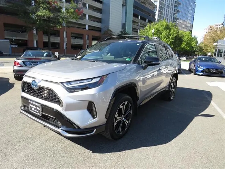 2023 Toyota RAV4 Prime XSE photo 1