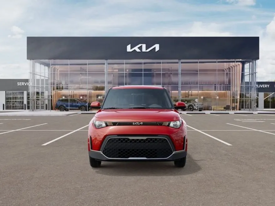 2025 Kia Soul LX photo 1