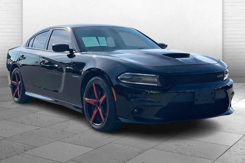 2020 Dodge Charger R/T photo 1