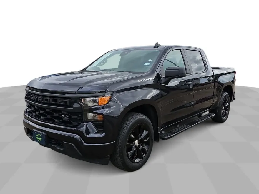 2022 Chevrolet Silverado 1500 Custom photo 1