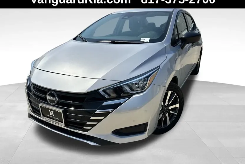 2024 Nissan Versa 1.6 S photo 1