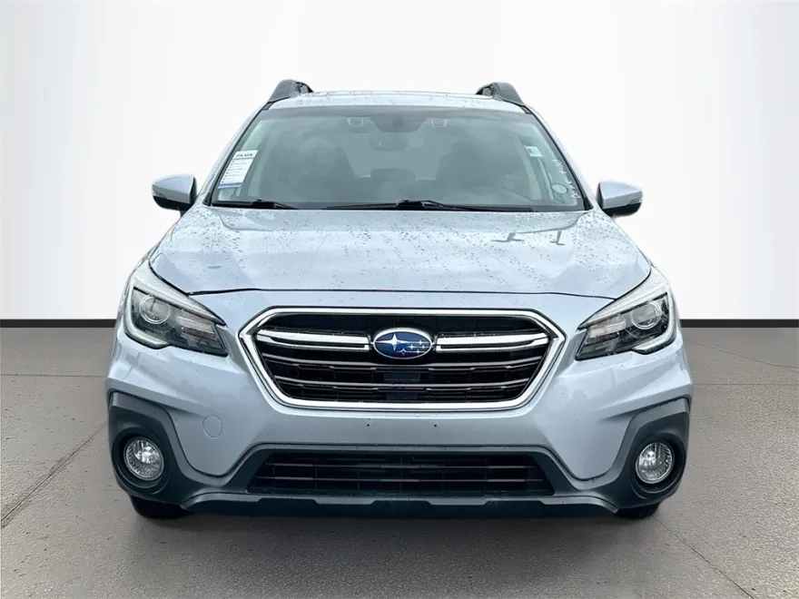 2019 Subaru Outback 2.5i Limited photo 1