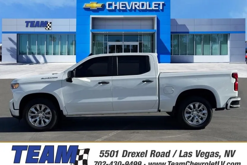 2022 Chevrolet Silverado 1500 Custom photo 1
