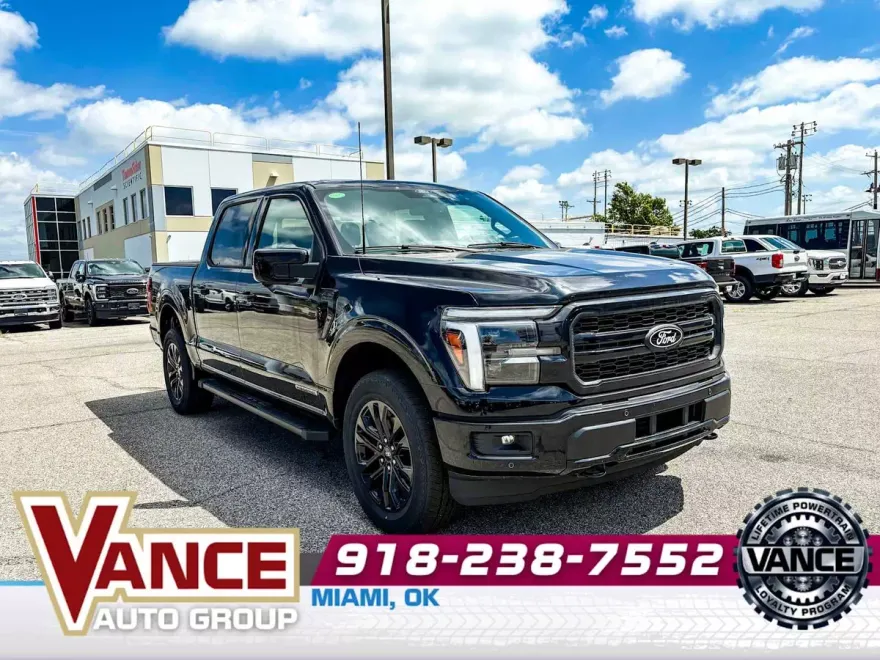 2025 Ford F-150 Lariat photo 1