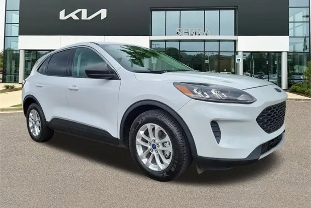 2022 Ford Escape Hybrid SE photo 1