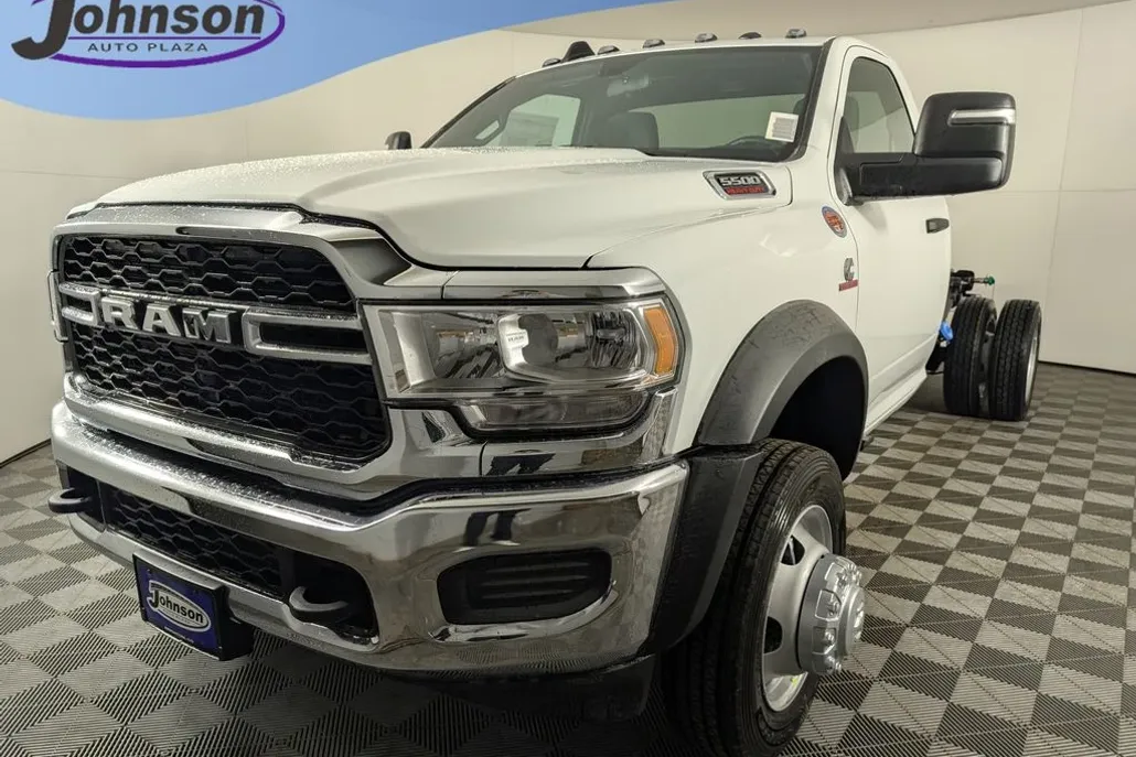 2024 Ram 5500 Tradesman photo 1